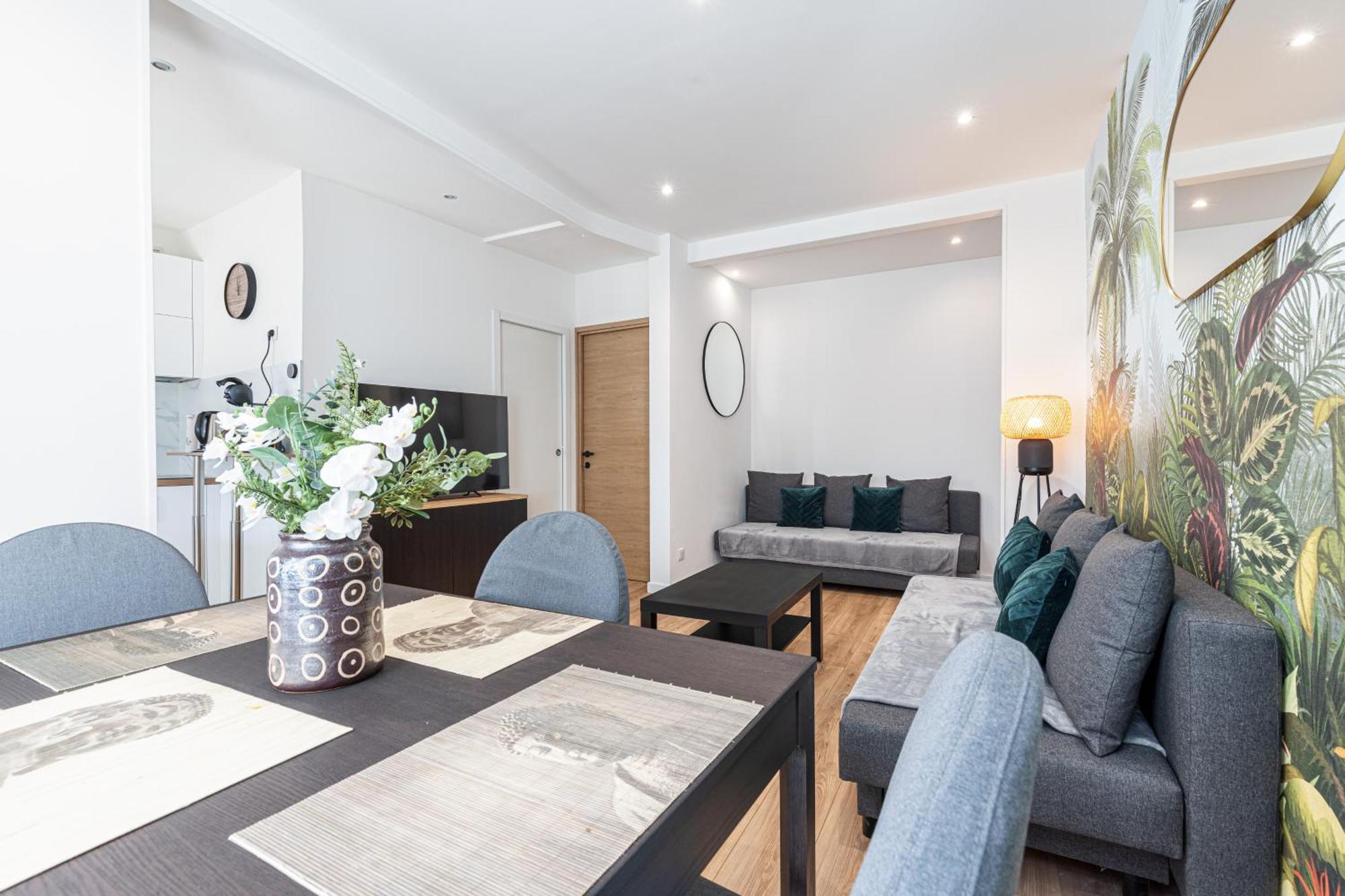 Apartment La Casa Reine Jeanne- Pres De La Gare - Wifi - Parking - Neuf Et Confort Nice