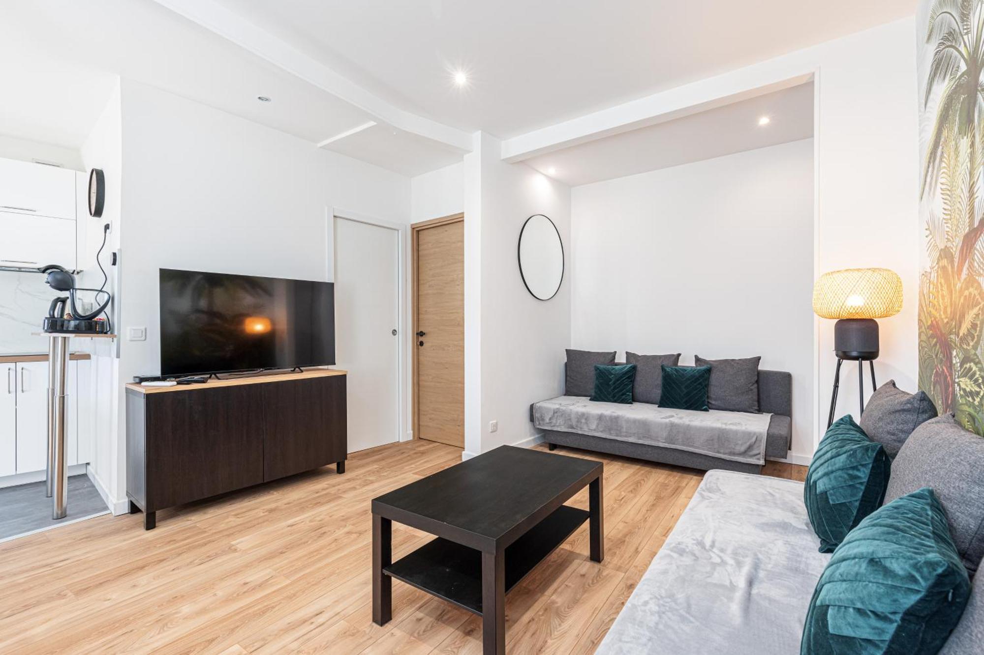 Apartment La Casa Reine Jeanne- Pres De La Gare - Wifi - Parking - Neuf Et Confort Nice
