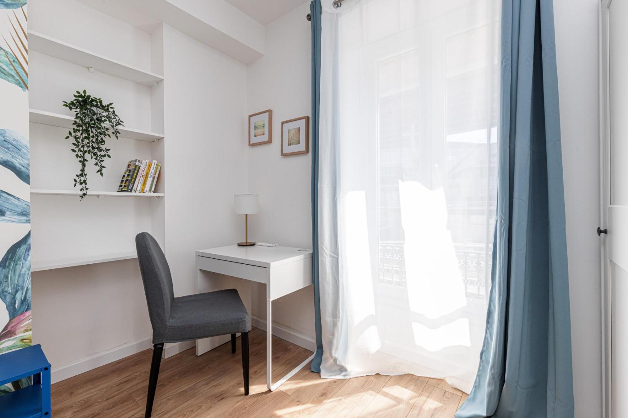 Apartment La Casa Reine Jeanne- Pres De La Gare - Wifi - Parking - Neuf Et Confort *